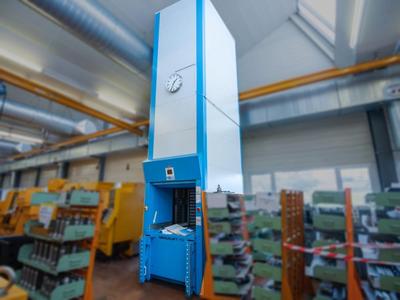 Overview picture of 2004 Lista Megalift FSE 2004 Lista Megalift FSE paternoster cabinet